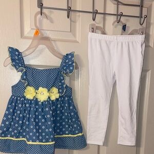 Girls flower top and leggings!